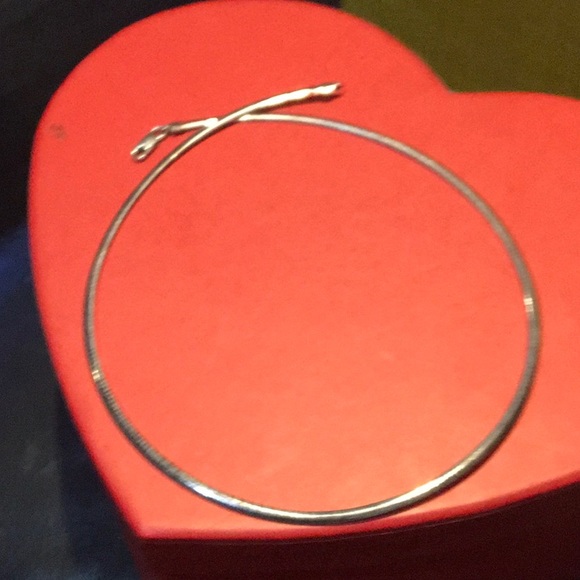 Donate 2/24 Sterling silver choker chain with clasp - Picture 5 of 5